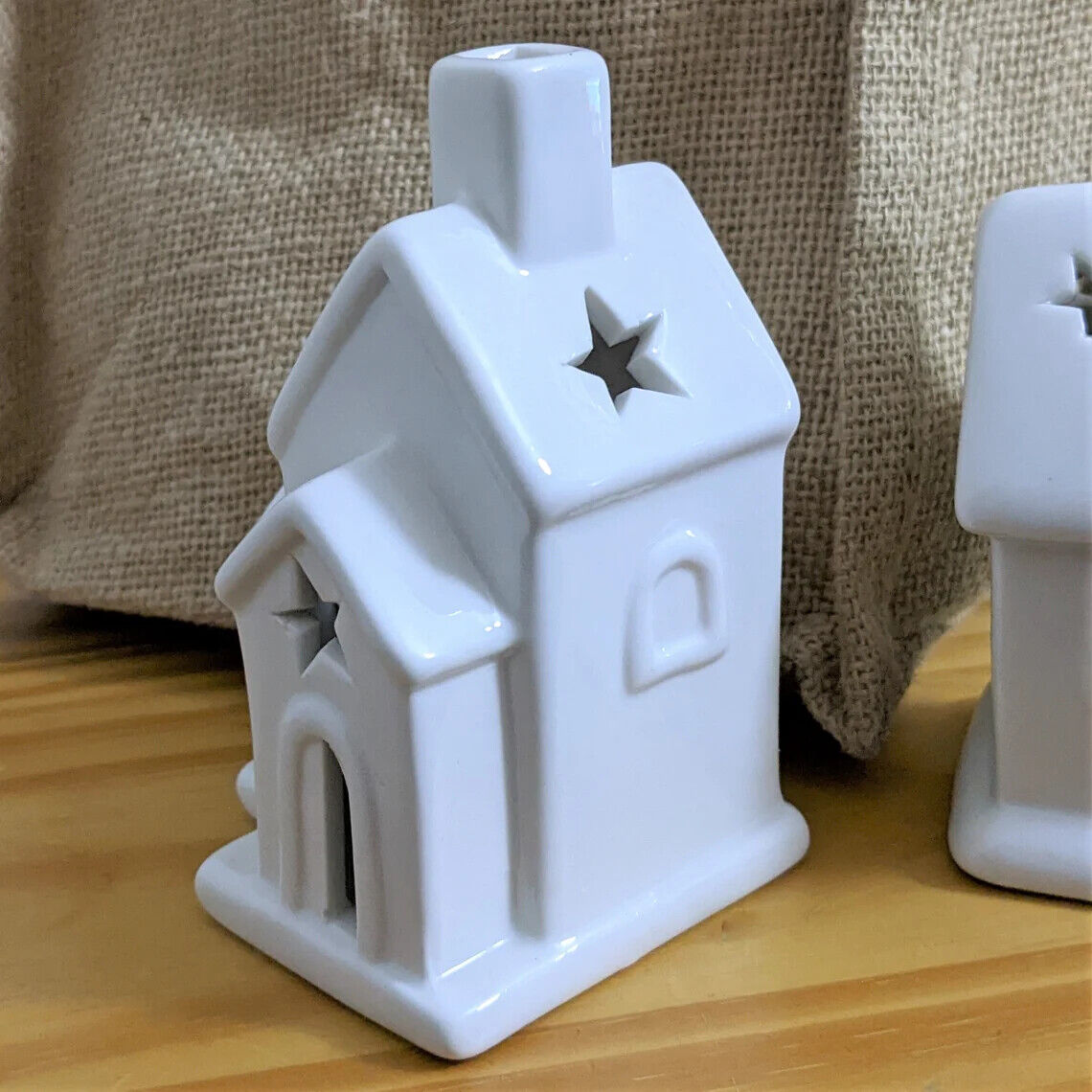White Ceramic LED Small House Church Light Up Hut Xmas Christmas Decor Ornament