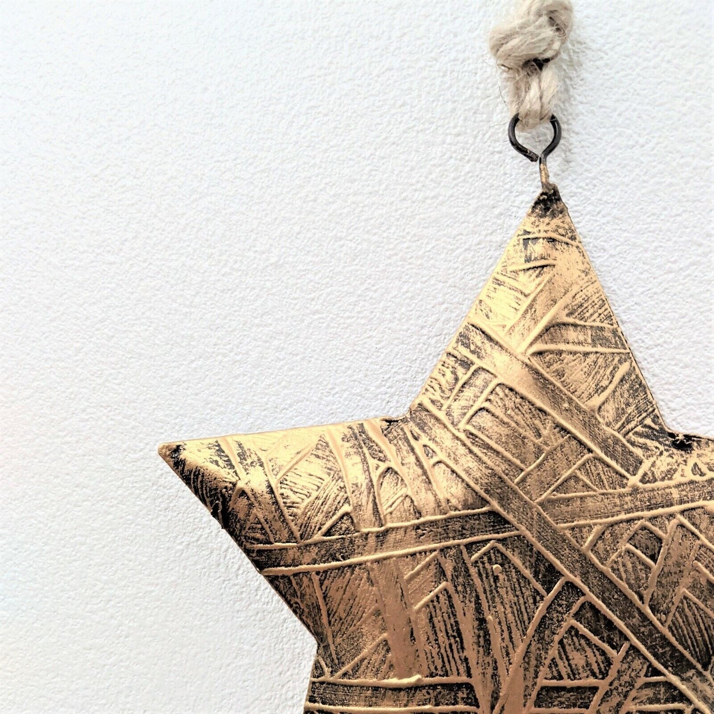 15cm Gold Metal Hanging Star Christmas Tree Bauble Vintage Hanging Decoration