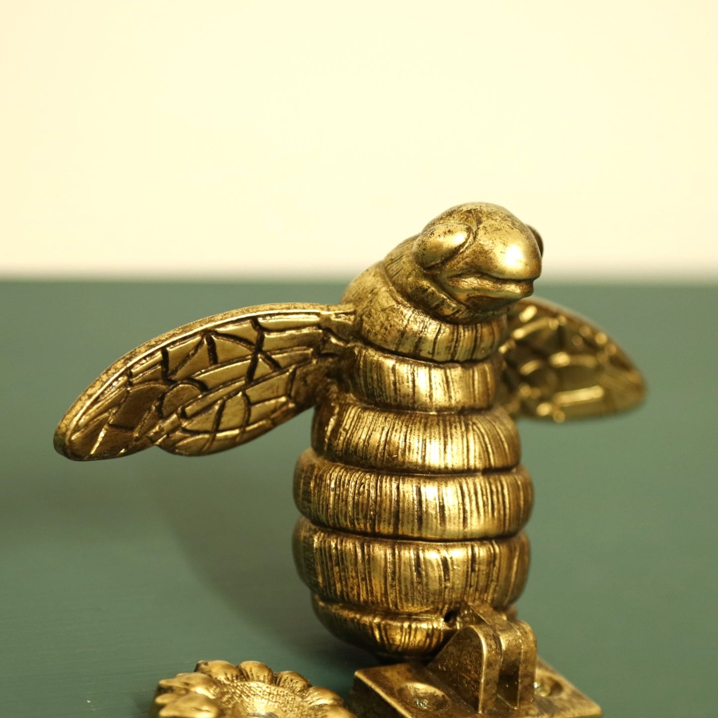 Metal Bumble Bee Door Knocker Gold Finish Rustic Antique Front Entrance Vintage