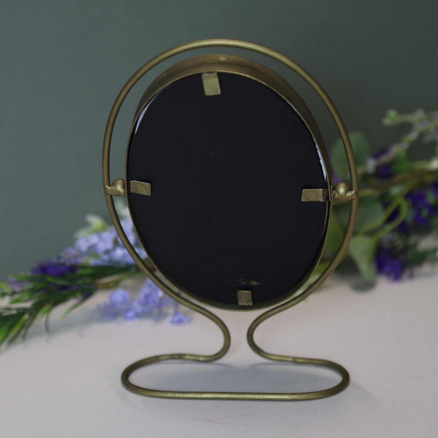 21cm Gold Portrait Photo Frame Metal Wire Stand Photo Picture Display Decor
