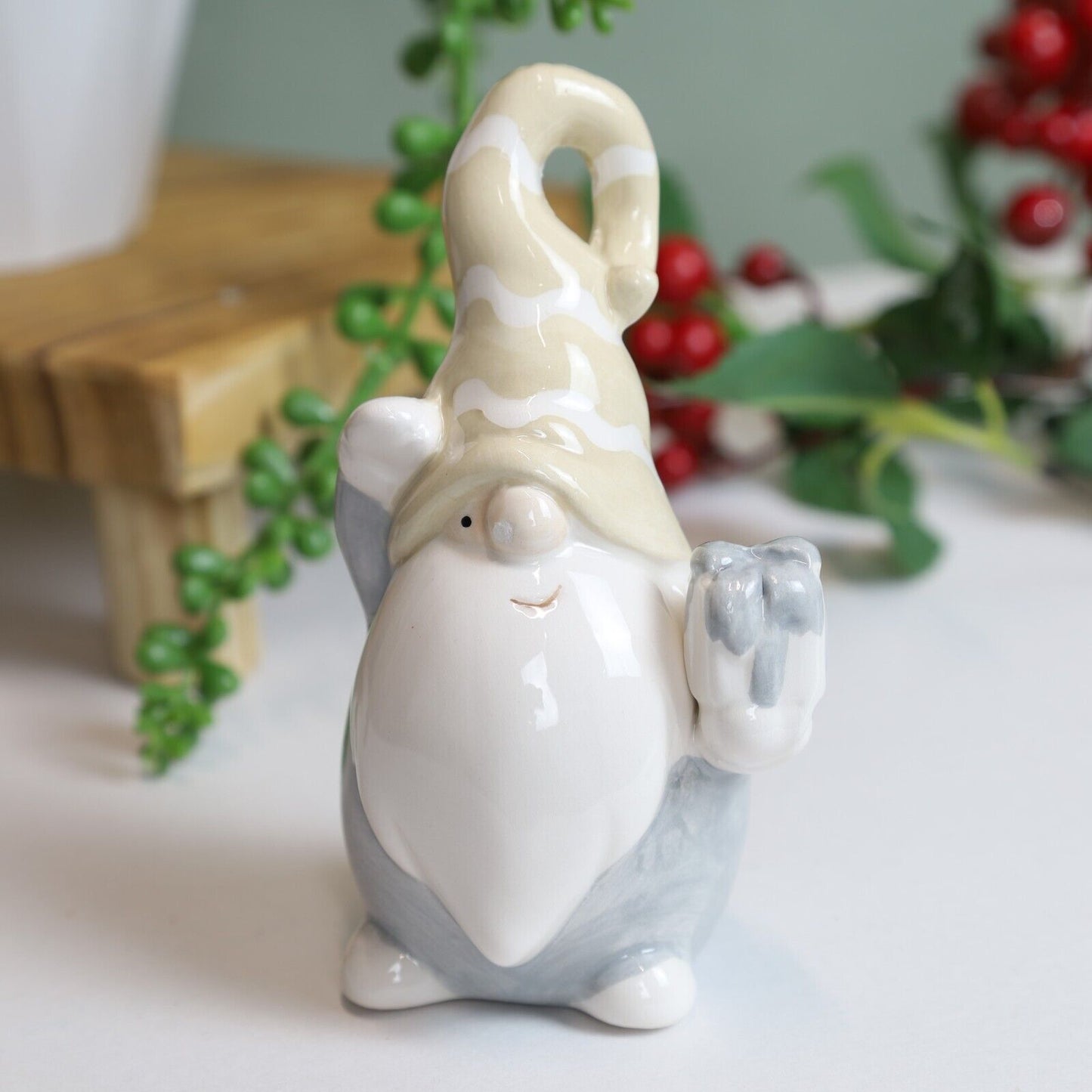 12cm Beige Ceramic Gonk Gnome Holding Gift Nordic Xmas Decor Christmas Gift