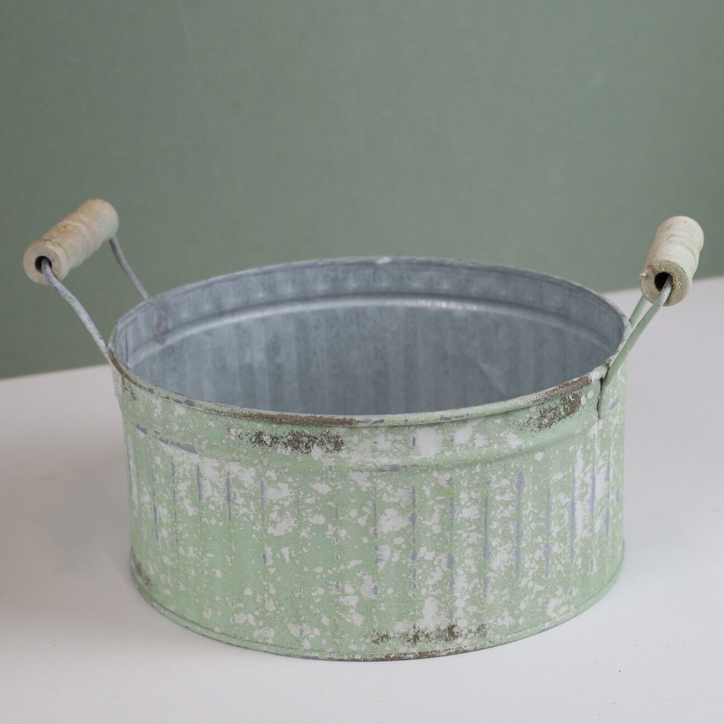 Vintage Metal Planter Ribbed Bowls Oval Tub Plant Flower Pot Garden with Handles