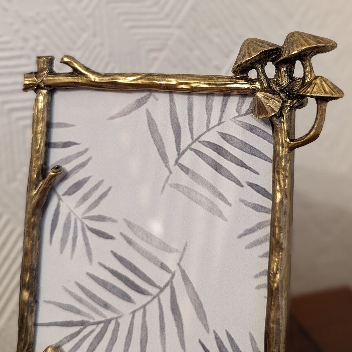 Gold Metal Mushroom Picture Frame 4 X 6 Inch Floral Photo Frame Home Decor Gift