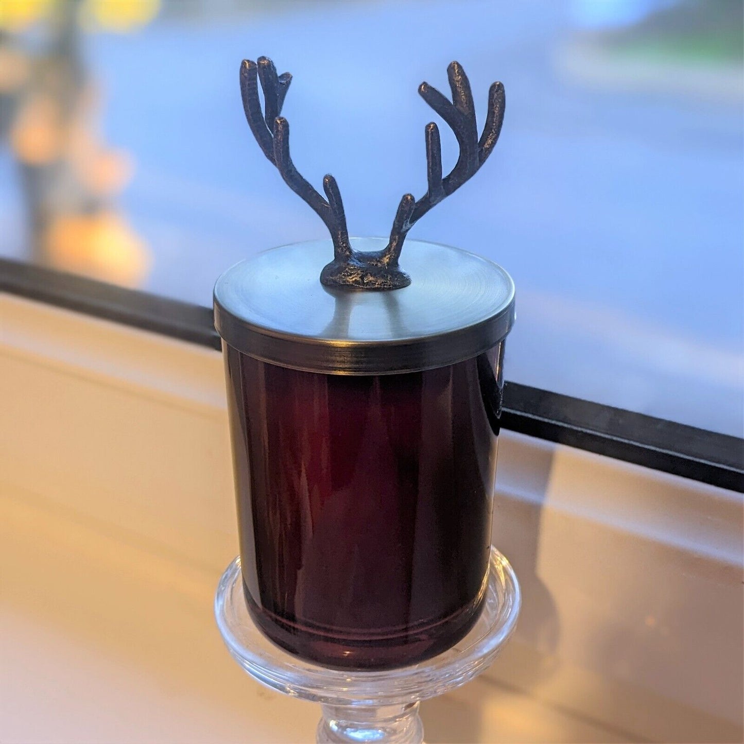 40 Hours Stag Sandalwood & Tonka Scented Candle Winters Christmas Home Decor
