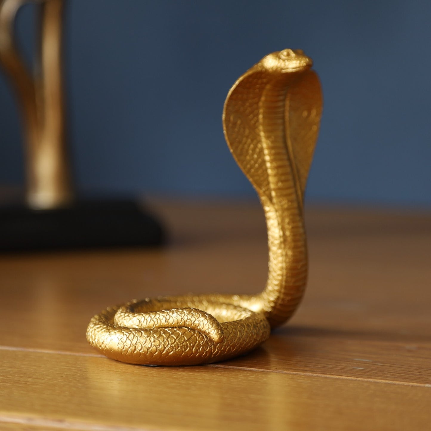 Gold Resin Cobra Tealight Candle Holder Snake Shaped T-Light Ornament Decor Gift