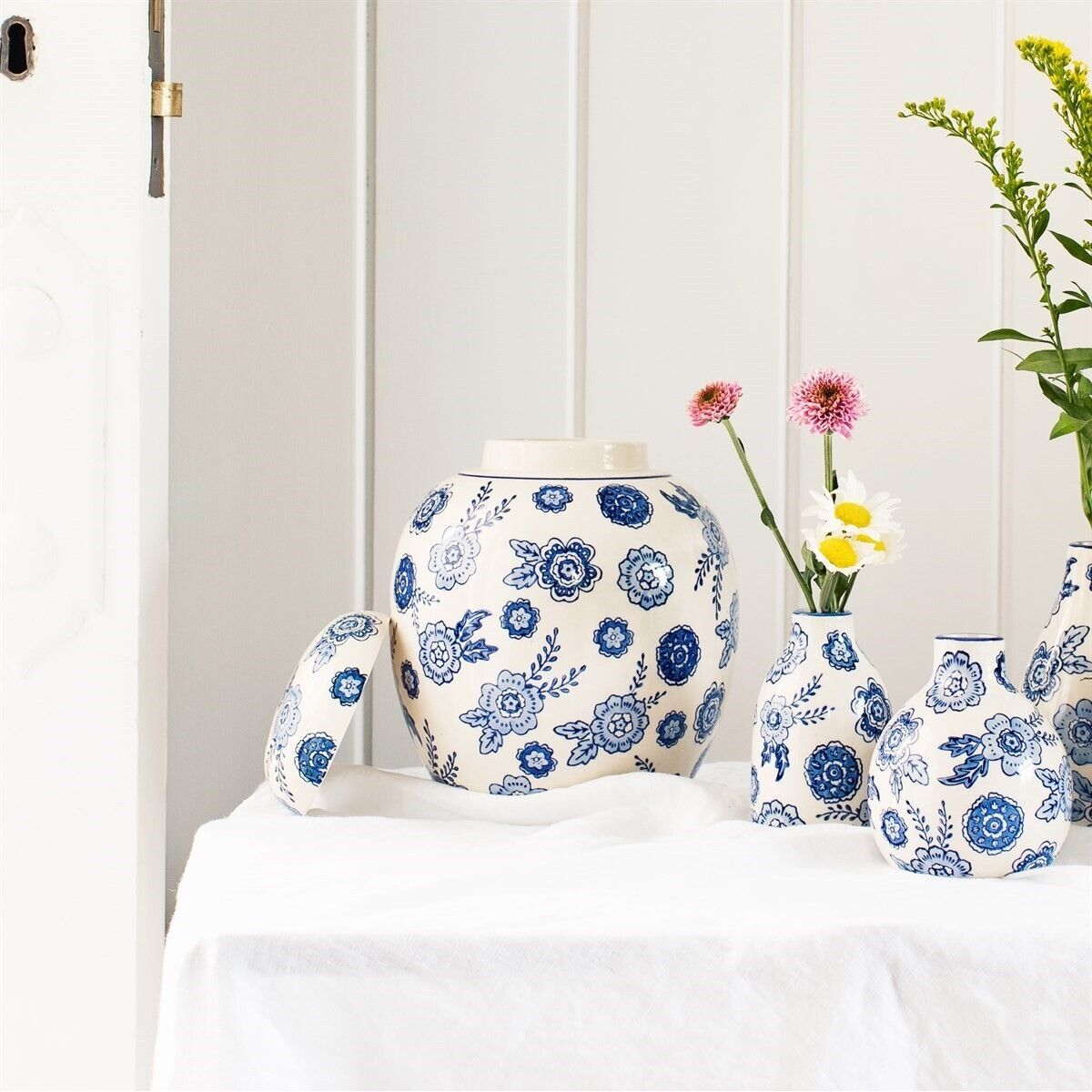 19cm Ceramic Blue Willow Ginger Jar Home Decor Ornament Cotton Bathroom Storage