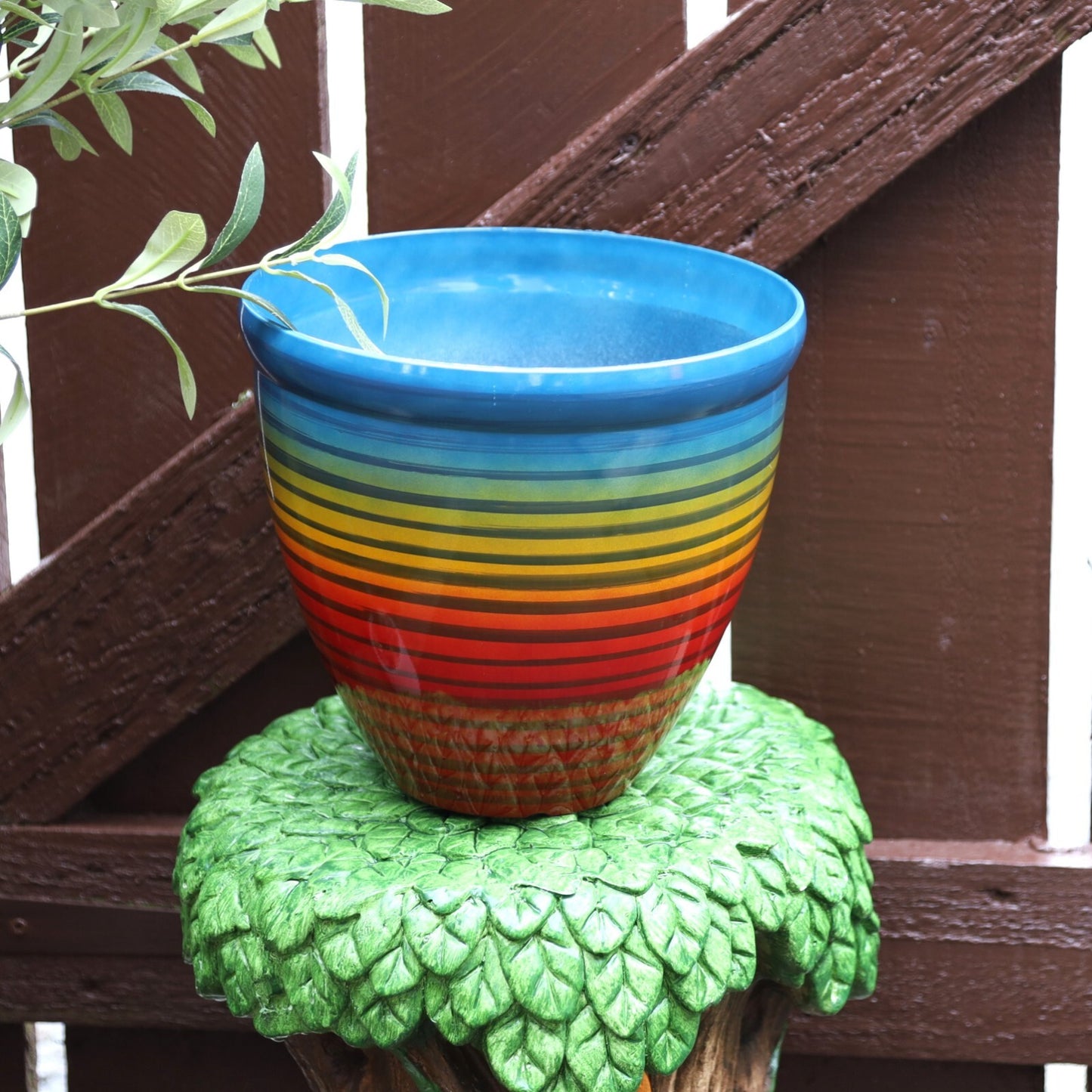 Round Plastic Rainbow Plant Pot 23cm Outdoor 5.5L Home Garden Planter Cover Pot