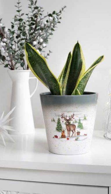 12cm Xmas Scene Reindeer White Ceramic Indoor Plant Pot Cover Christmas Planter