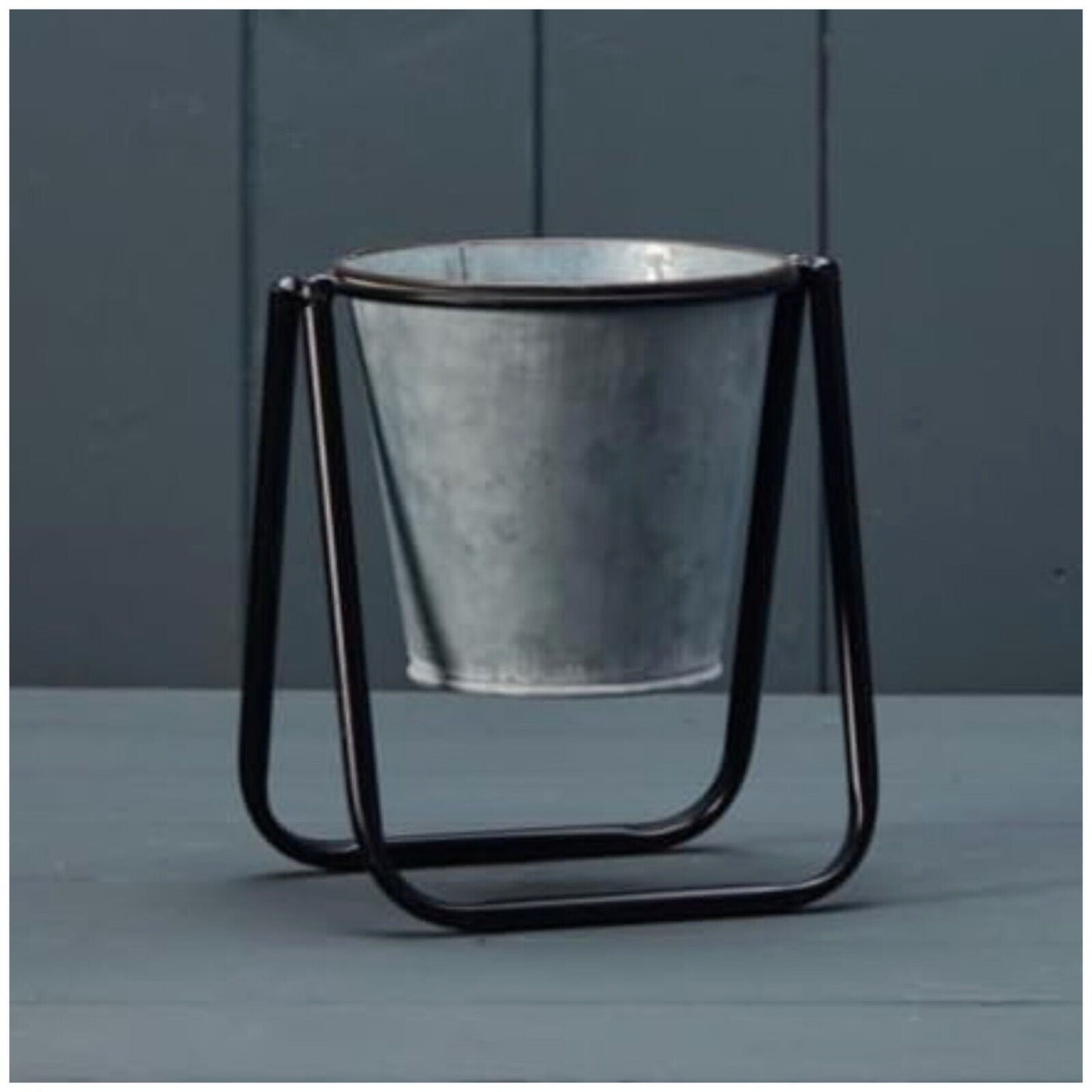 Round Grey Windowsill Zinc Flower Pot wth Metal Stand 16cm Galvanised Plant Pot
