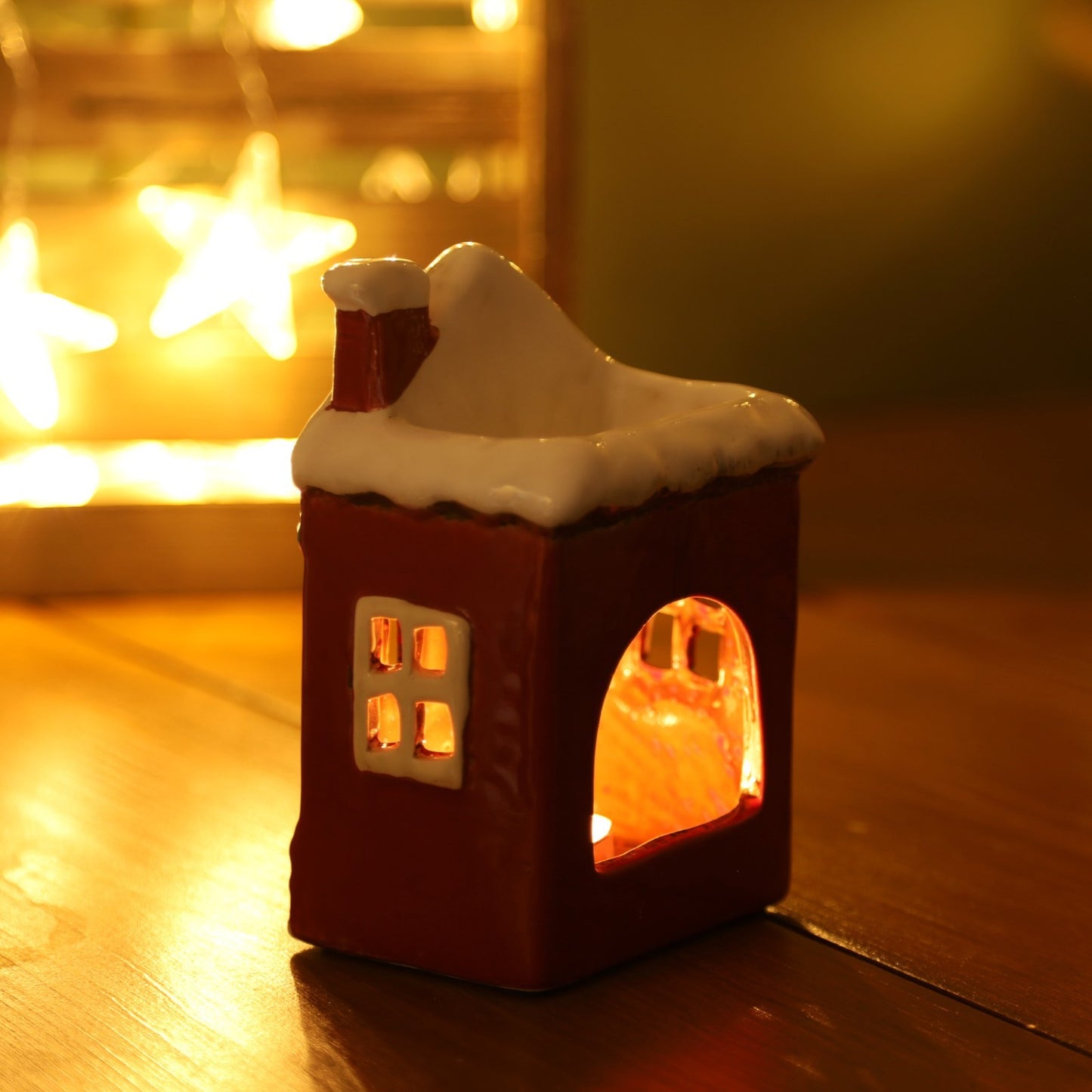 Ceramic Christmas Wax Melt House Holder Red Cottage Village Scene Ornament Xmas