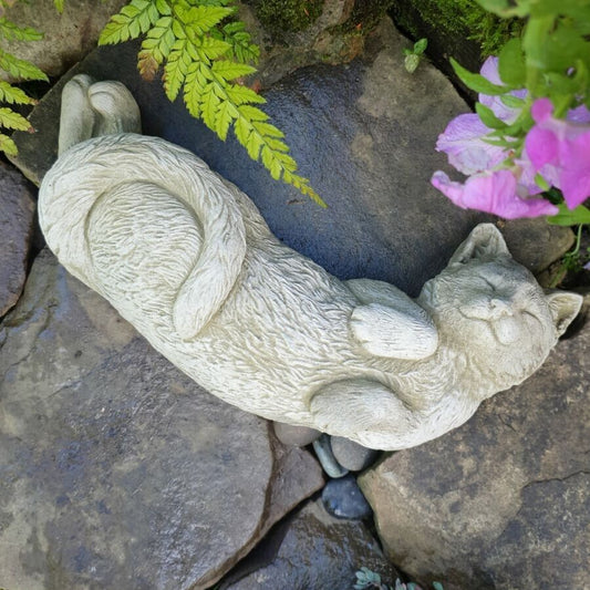 Heavy Stone Sleeping Cat Garden Lawn 32cm Ornament Concrete Statue Figure