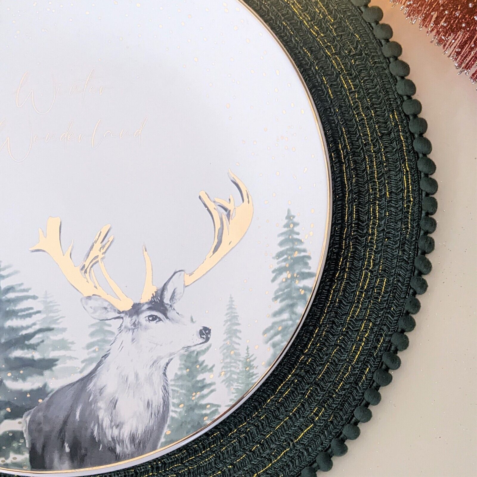 4 Round Christmas Table Dinner Dinning Placemats Round Green Gold PomPom Design