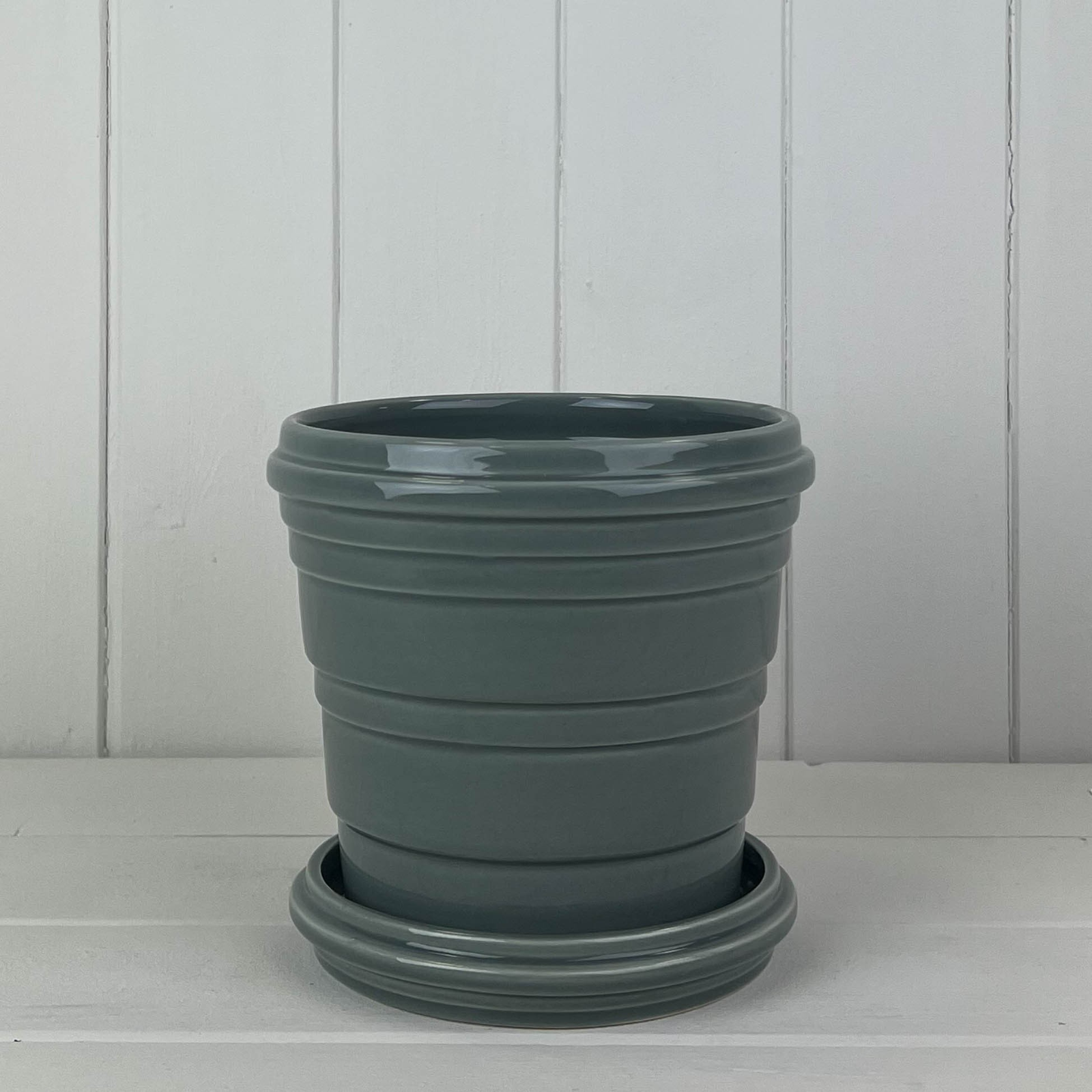 Grey Ceramic Plant Pot & Saucer 16cm Pot Ribbed Indoor Glazed Planter Decor