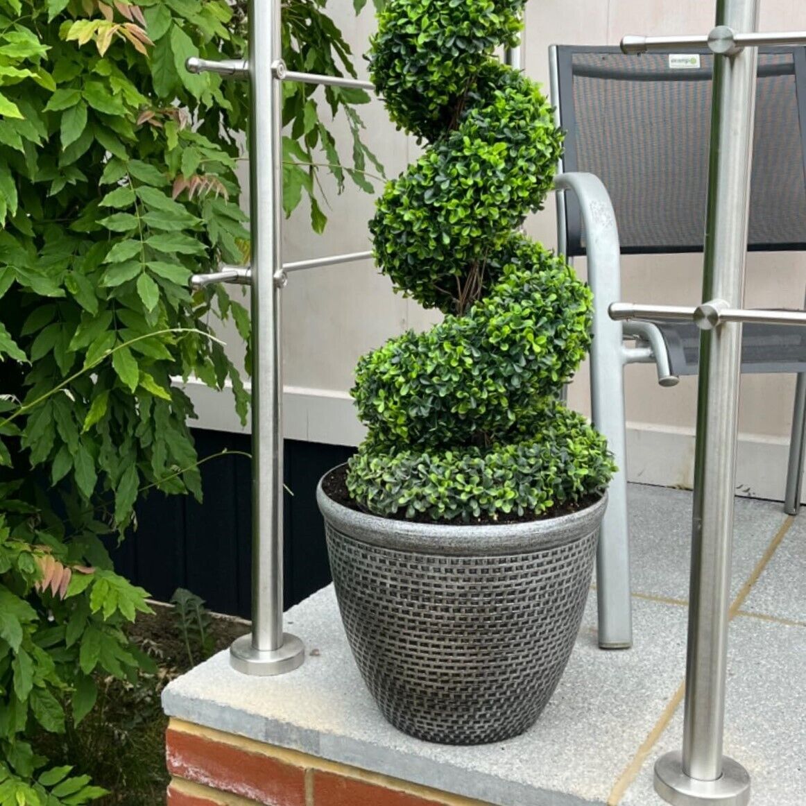 2Pc Silver Round Plastic Planter 30cm Cromarty Plant Pot 10L Flower Garden Decor