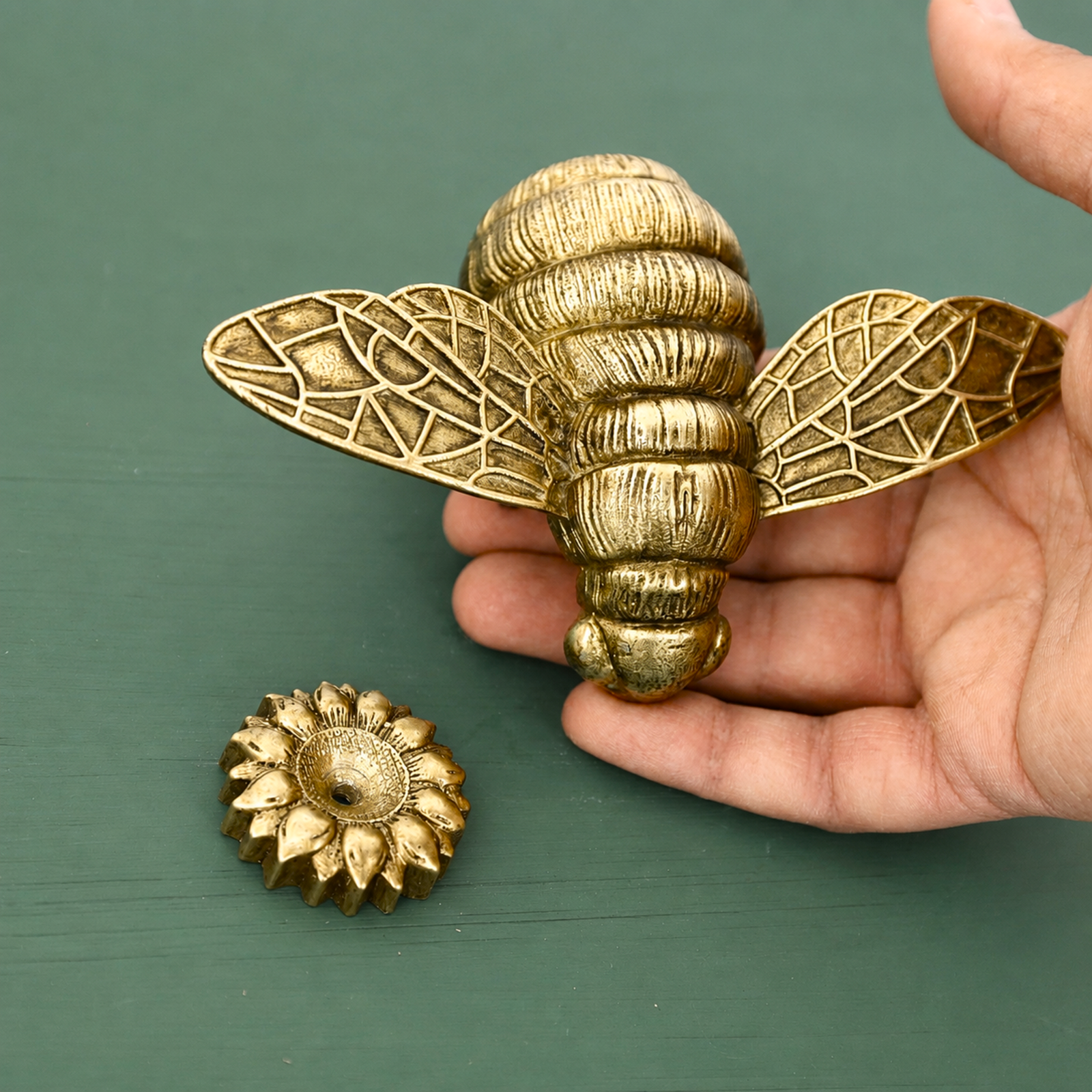 Metal Bumble Bee Door Knocker Gold Finish Rustic Antique Front Entrance Vintage