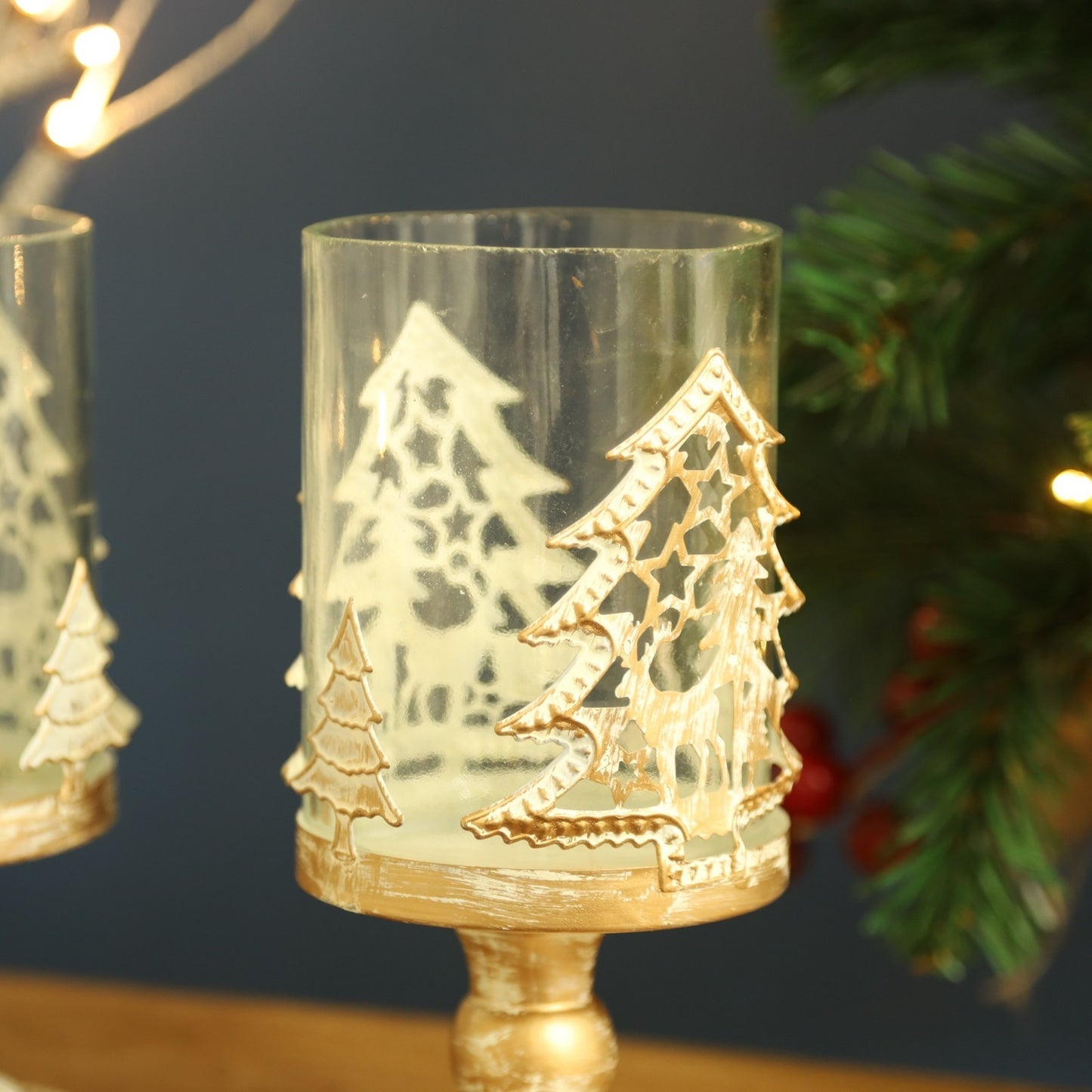 2Pc Gold Glass Candle Holders Metal Tree Reindeer Christmas Tealight Festive