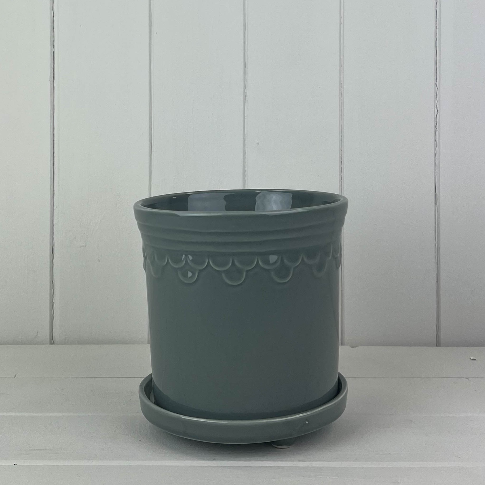 Ceramic Grey Plant Pot with Saucer Scalloped Edge Embossed Glazed Planter Indoor
