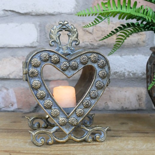 Gold Heart Lantern Candle Holder Antique Vintage Romantic Lantern Ornament Decor