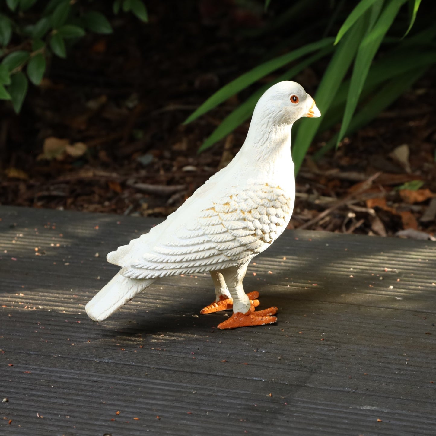 Cast Iron Pigeon & Dove Garden Ornament Paper Weight, Bookend Bird Statue Decor