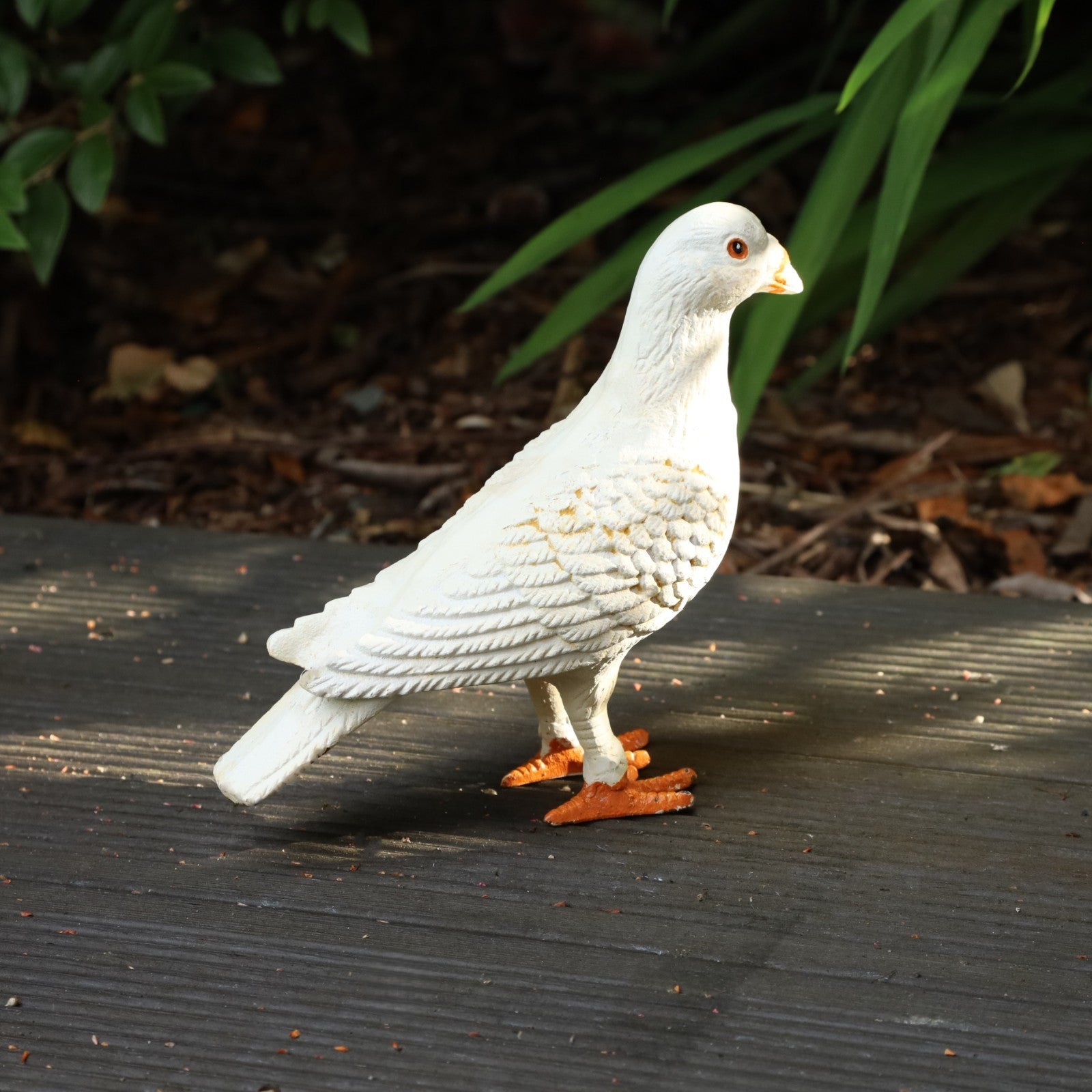 Cast Iron Pigeon & Dove Garden Ornament Paper Weight, Bookend Bird Statue Decor