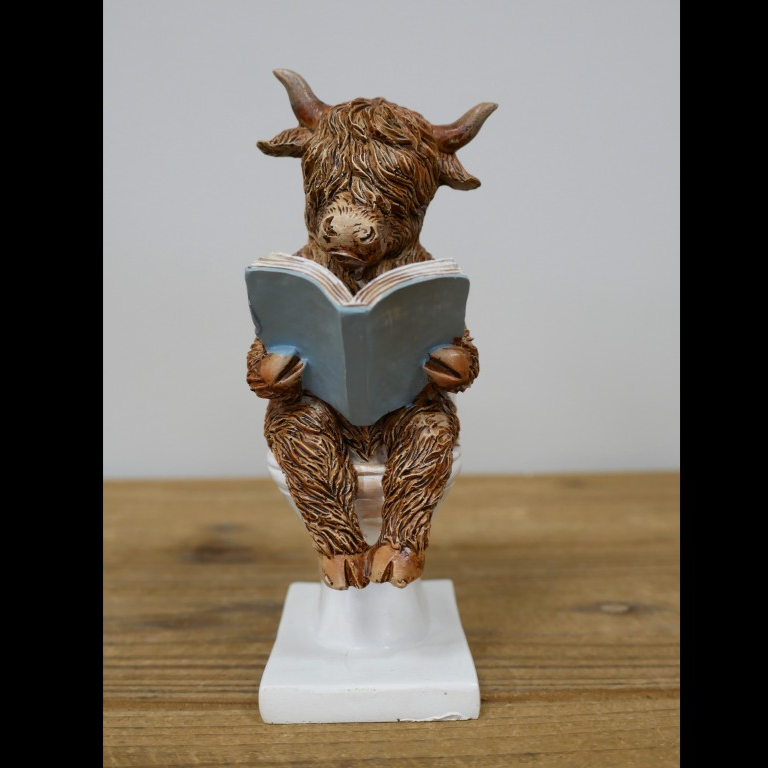 Resin Highland Cow on the Loo Bull Decorative Sculpture Ornament Statue Fun Gift