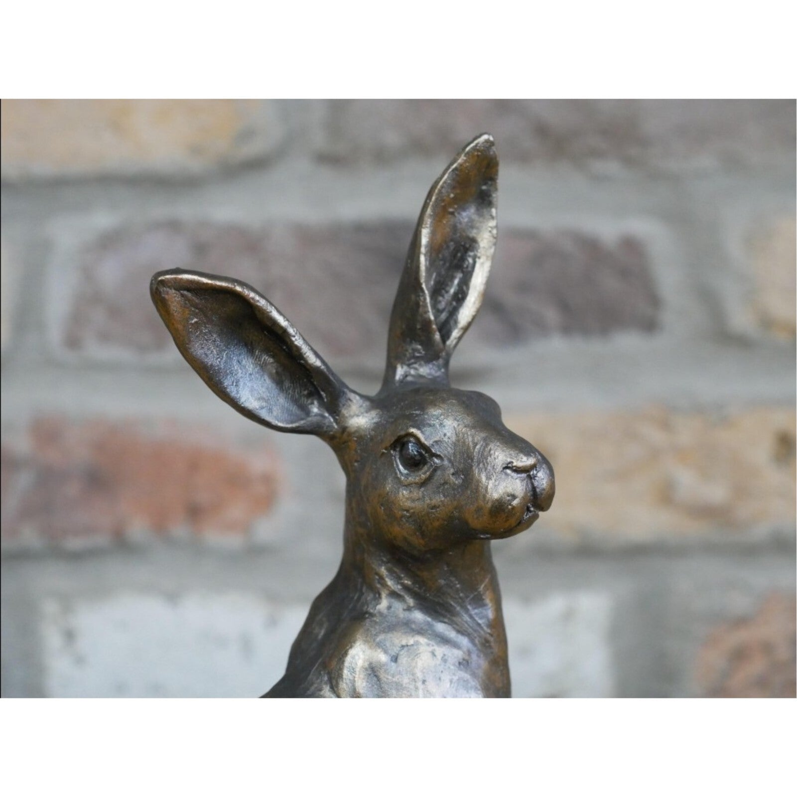 Resin Sitting Hare Figurine Statue Decorative Ornament Bronze Rabbit Sculpture