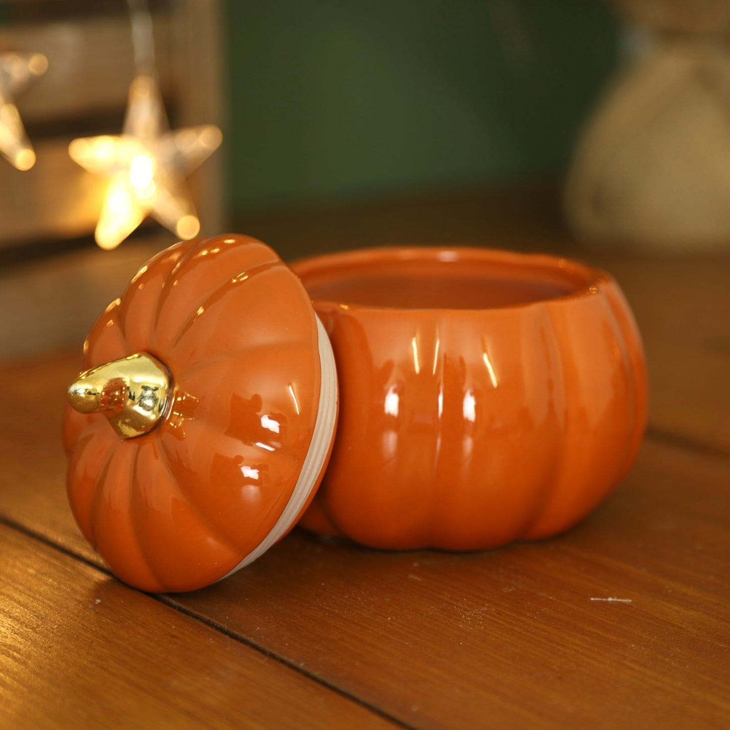 Ceramic Orange Pumpkin Candle with Lid 22Hrs Autumn Halloween Buttercream Scent