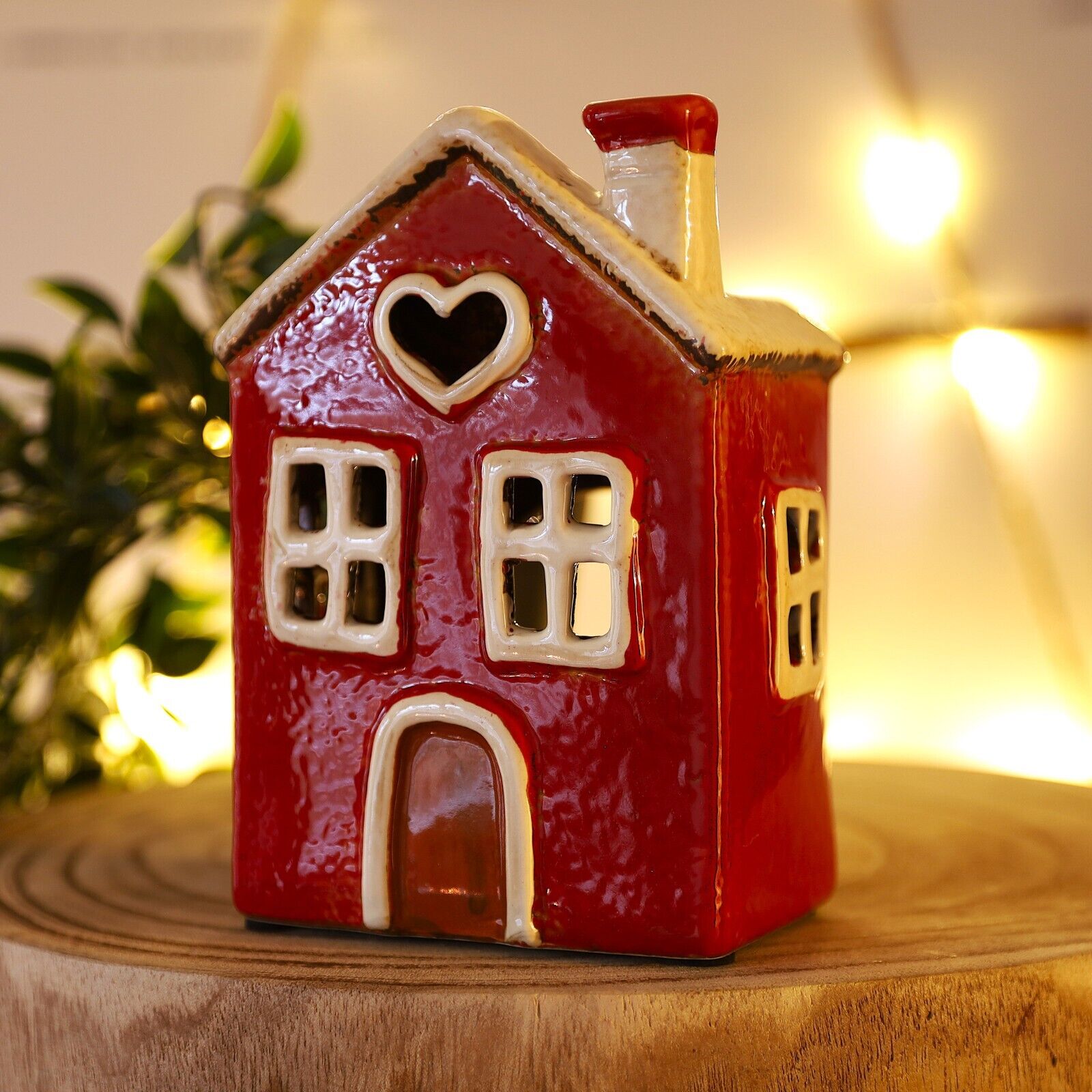Red Ceramic Cottage Heart House Wax Burner Oil Warmer Tealight Candle Holder
