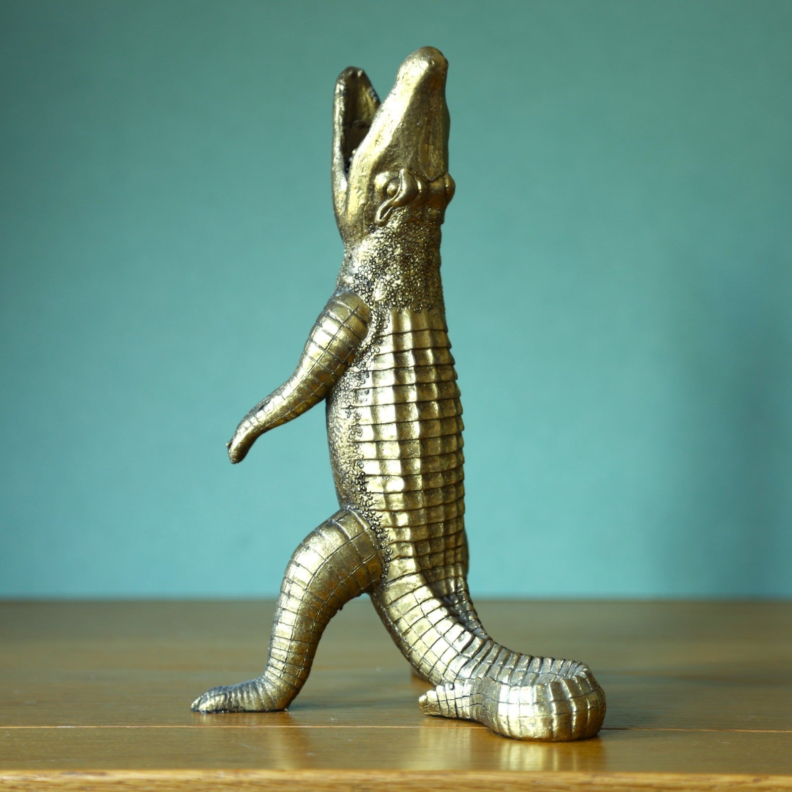 Resin Gold Gobbling Alligator Taper Dinner Candle Stick Holder Antique Statue