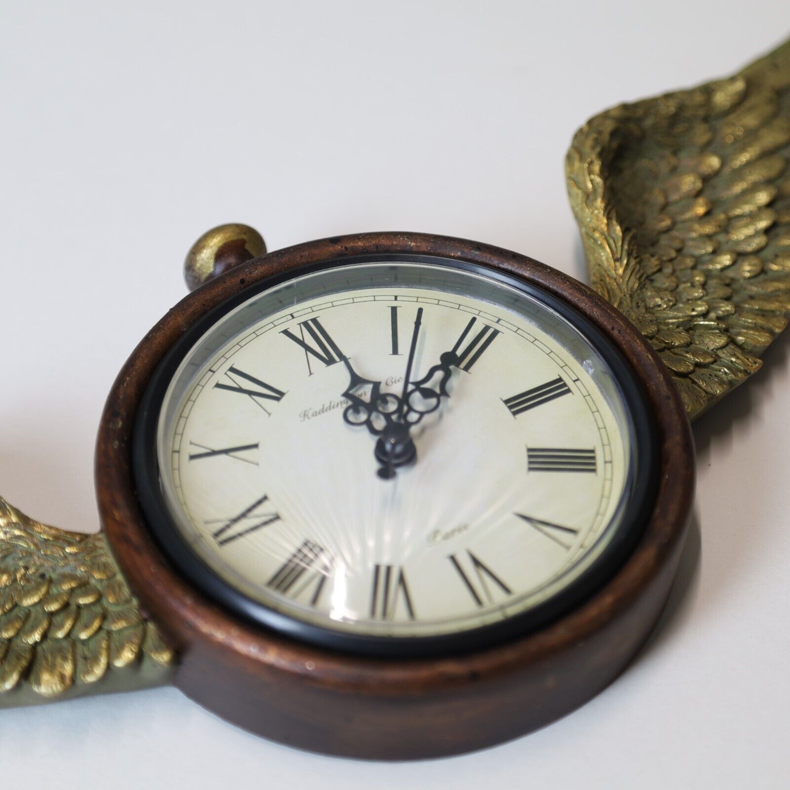 16cm Vintage Time Flies Antique Style Angel Gold Wings Wall Hang Numeral Clock