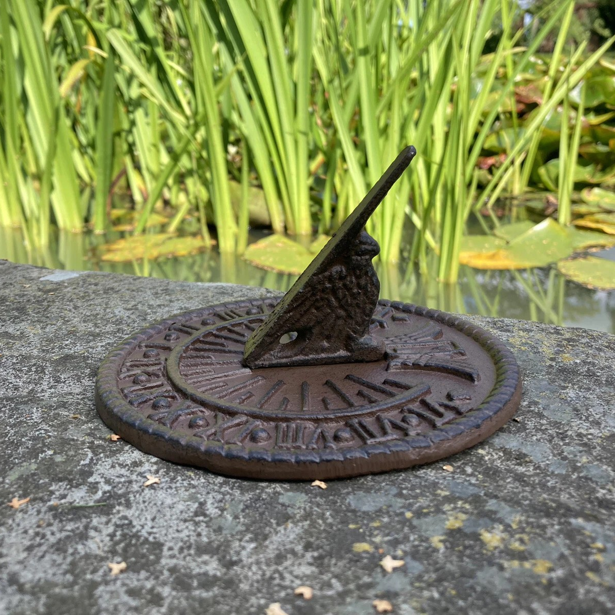 Cast Iron Bird Garden Sundial Outdoor Ornament Patio Lawn Decoration Rustic