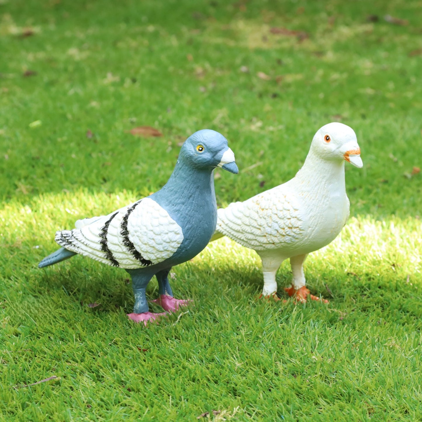 Cast Iron Pigeon & Dove Garden Ornament Paper Weight, Bookend Bird Statue Decor
