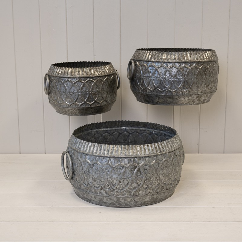 Metal Patterned Bowl Planters with Handles Rustic Galvanised Home Lawn Plant Pot