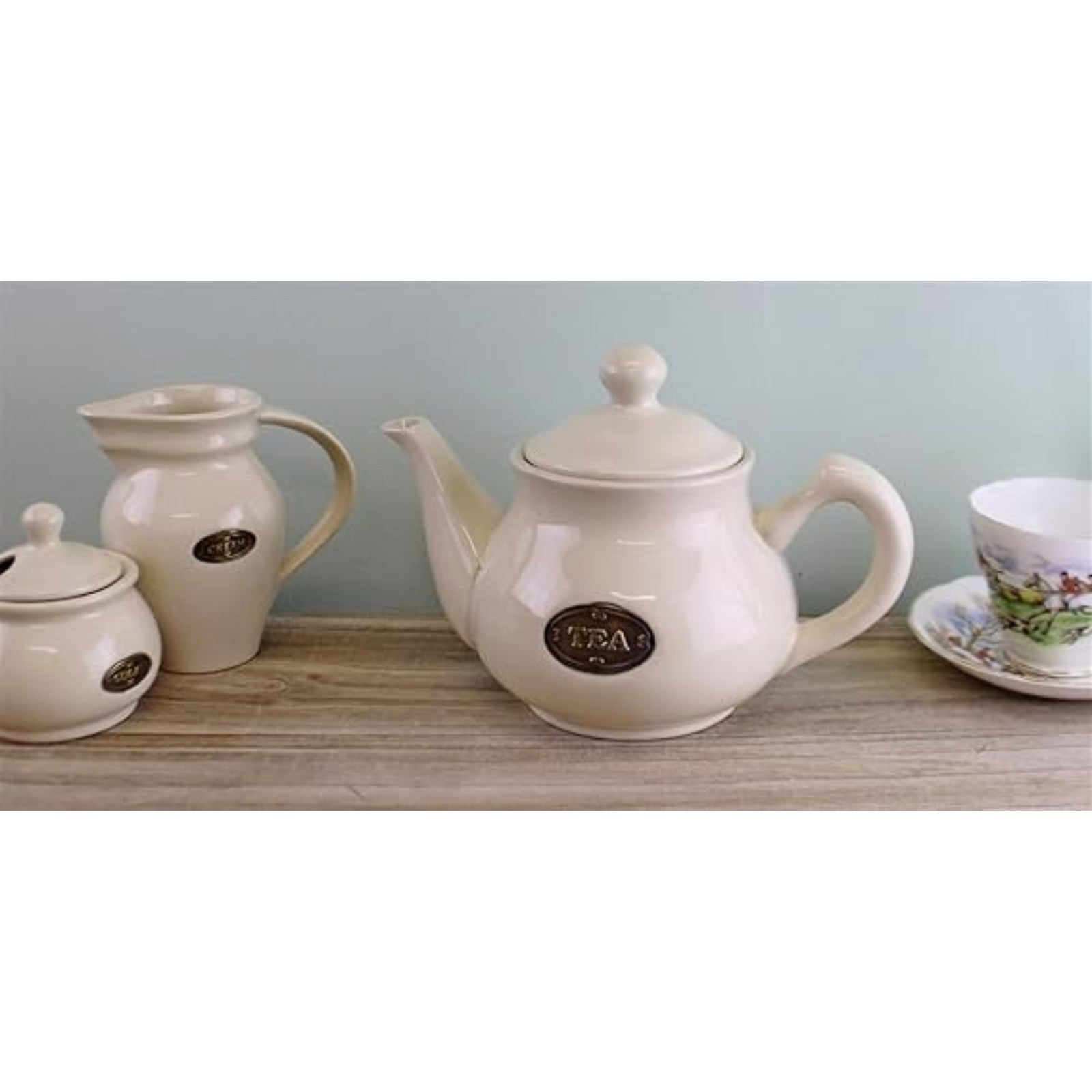Rustic Cream Ceramic Teapot with Lid 1 Liter Country Cottage Style Tea Serving