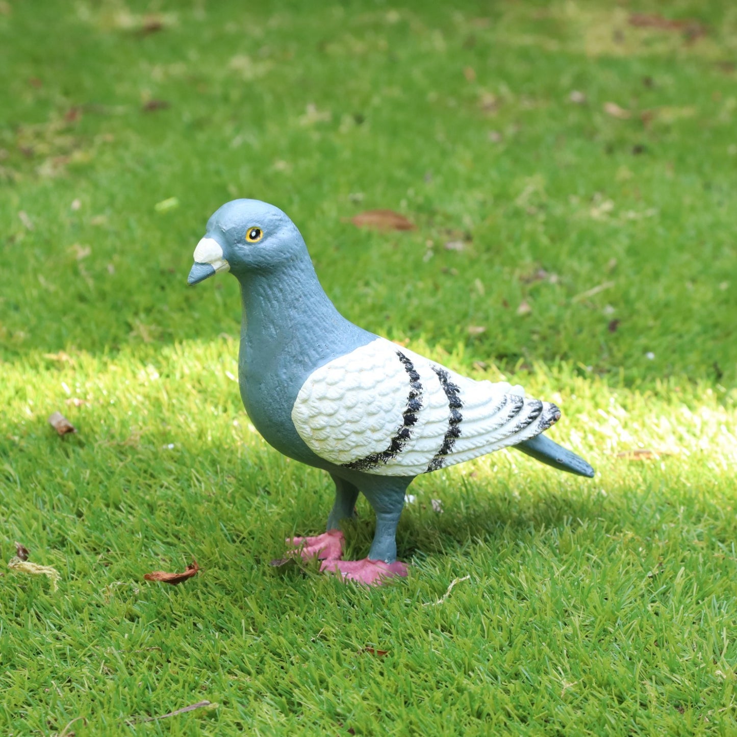 Cast Iron Pigeon & Dove Garden Ornament Paper Weight, Bookend Bird Statue Decor
