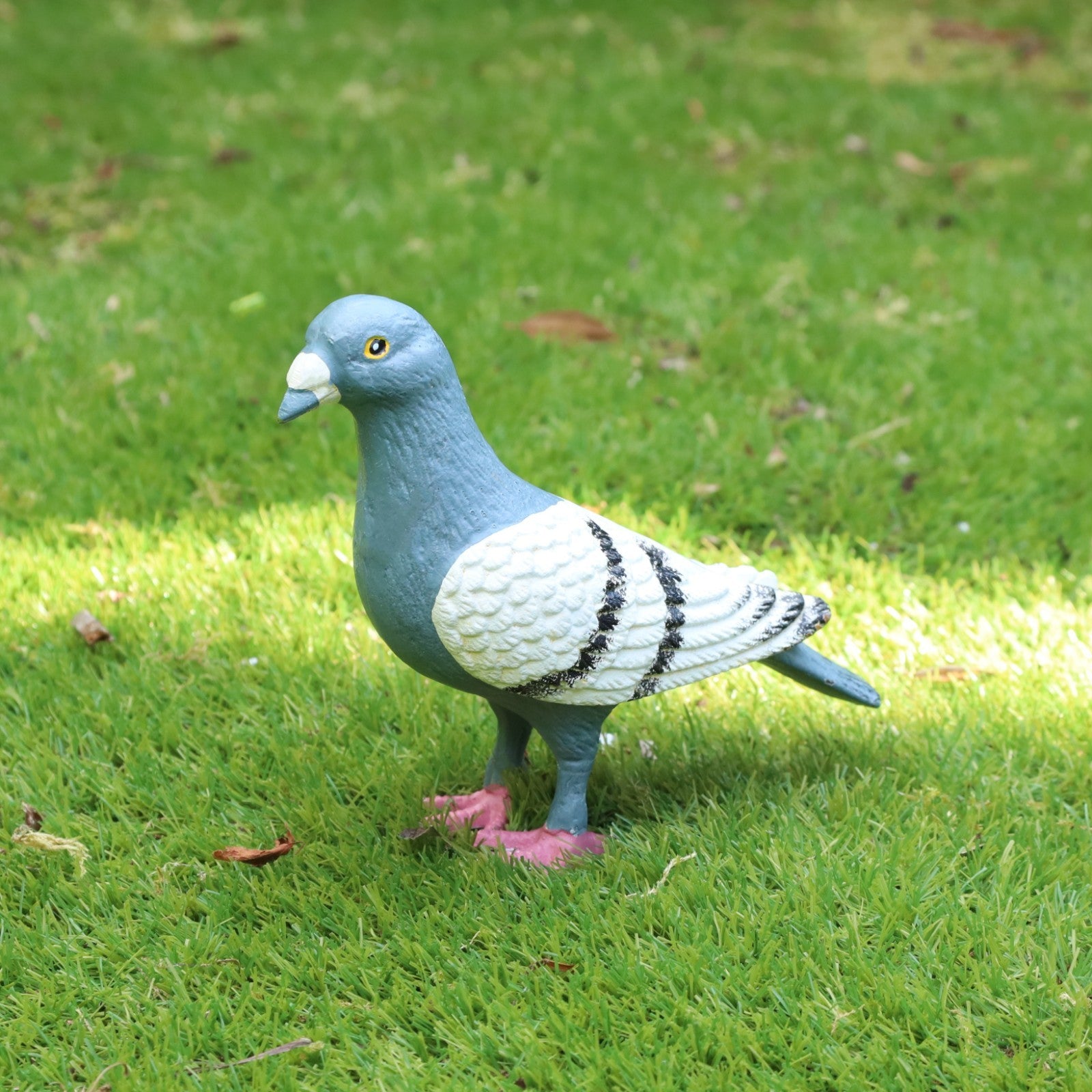 Cast Iron Pigeon & Dove Garden Ornament Paper Weight, Bookend Bird Statue Decor
